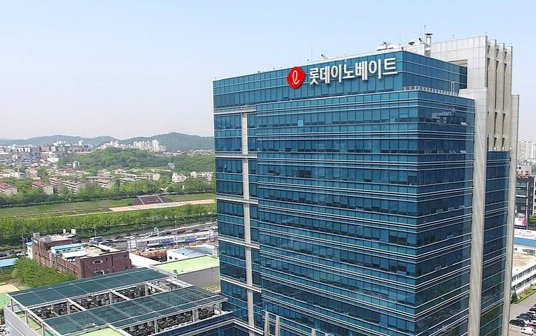 매출은 1% 늘었는데 이익은 44%↑...롯데이노가 찾은 '알짜 사업' - 뉴스 썸네일 이미지